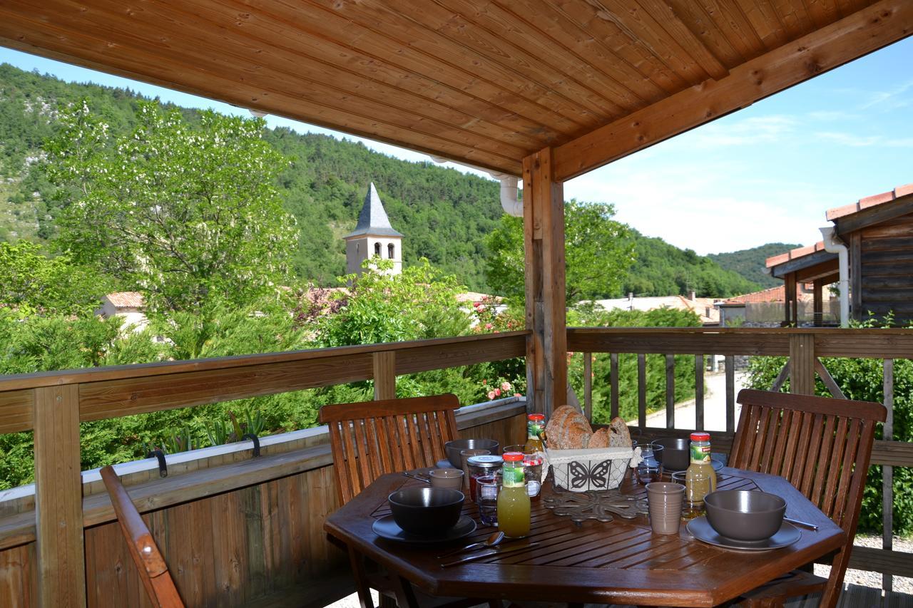 Camping La Mare Aux Fees Roquefeuil Exterior photo