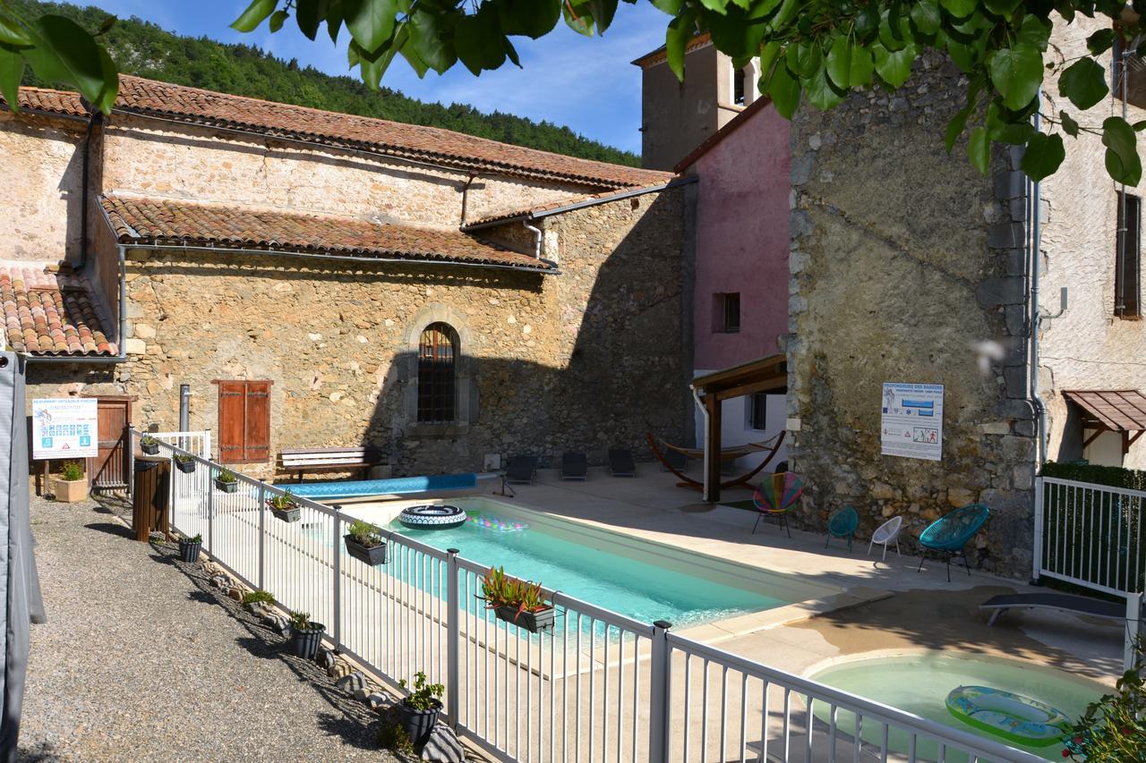 Camping La Mare Aux Fees Roquefeuil Exterior photo
