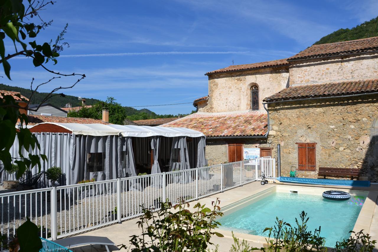 Camping La Mare Aux Fees Roquefeuil Exterior photo